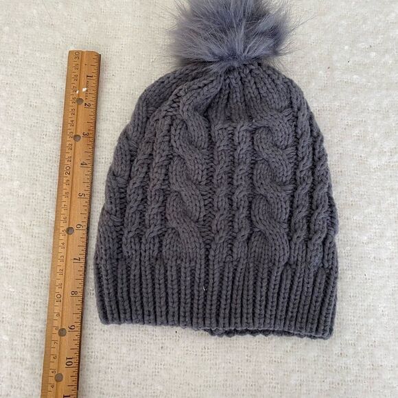 Gray Cable knit Puff Pom Pom Beanie Winter Hat - Picture 4 of 5